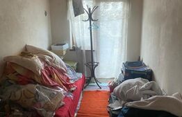 Casa de Vanzare , Adancata 