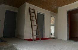 Casa de Vanzare , Adancata 