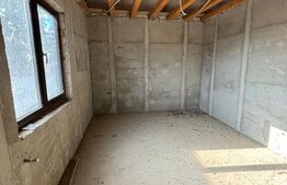 Casa individuala 240mp, semifinisat, loc.Dolhasca