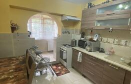 Apartament 3 camere, decomandat, cartier Obcini 