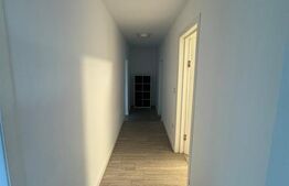 Apartament, 3 camere, etaj intermediar,  100mp, zona Zamca