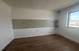 Triplex 5 camere, 110 mp utilii, zona Penny Moara