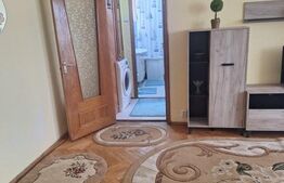 Apartament 2 camere, 50 mp, etaj intemediar, lift,  zona Centrală
