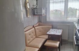 Apartament 2 camere, 50 mp, etaj intemediar, lift,  zona Centrală