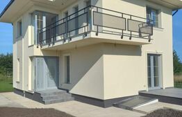 Case 3 camere, 115mp, zona Tisauti