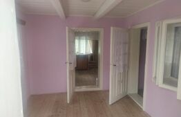 Casa + teren 1500mp, zona Negostina Siret