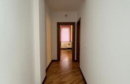 Apartament 3 camere, etaj intermediar, 78 mp, Radauti