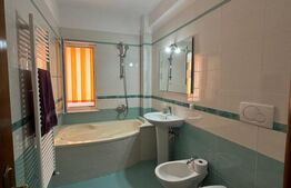 Apartament 3 camere, etaj intermediar, 78 mp, Radauti