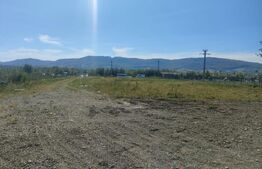 Teren intravilan ultracentral, 4430 mp, Vicovu de Sus, Rădăuți 