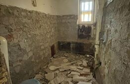 Apartament 3 camere, semidecomandat, 56 mp, zona Centrala