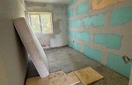 Apartament 3 camere, semidecomandat, 56 mp, zona Centrala