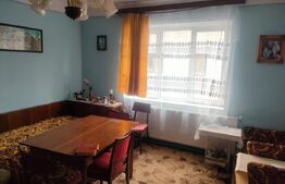 Apartament la casa, zona centrala, 100 mp utili, Radauti