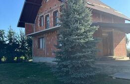 Casa  la  rosu , teren 7000mp.