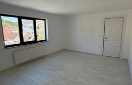 Apartament 3 camere, semidecomandat, 72 mp utili, oras Vatra Dornei