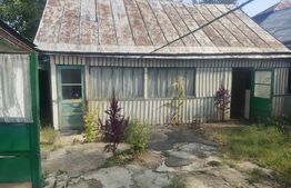 Casa renovabila/demolabila+ teren 891 mp, Radauti