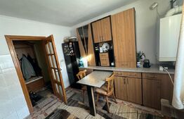 Apartament 78mp, etaj intermediar, Radauti