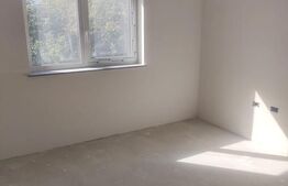 Casa in zona centrala semifinisata, 180mp utili, Radauti