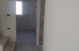 Casa in zona centrala semifinisata, 180mp utili, Radauti