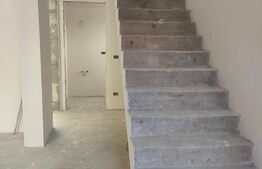 Casa in zona centrala semifinisata, 180mp utili, Radauti