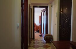 Apartament decomandat, 43mp + loc de parcare, zona Burdujeni