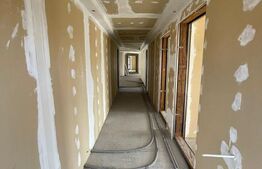 Spatiu comercial cu destinatii multiple, semifinisat, 227 mp, zona Scheia