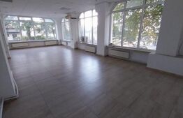 Spatiu comercial, 150 mp, parter înalt, vitrina, zona Ultracentrala