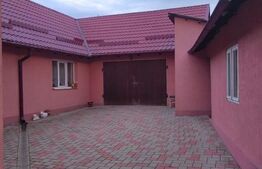 Casă de vânzare în Gura Humorului + teren generos