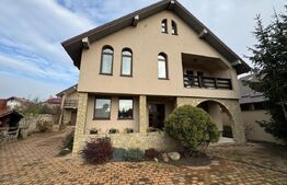 Casa impresionanta , 250 mp , cu gradina generoasa 1000 mp , Scheia 