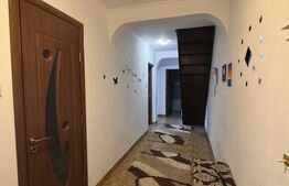 Apartament cu 3 camere, 106 mp, zona Obcini