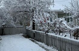 Casa batraneasca, 90mp, 1300mp teren, loc.Hancea-com.Veresti