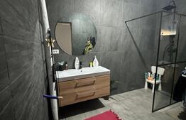 OportunitateII Casa individuala 298 mp utili, 665 mp  teren, Radauti