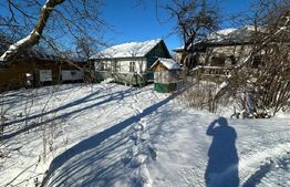 Casa batraneasca , teren 1000 mp, zona Călinești