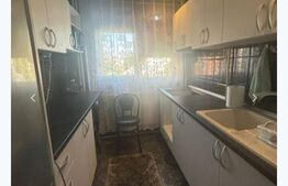 Apartament 2 camere, modern, etaj intermediar, zona Liceului Petru Rares