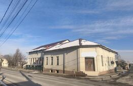 Afacere la cheie! 2 sali evenimente+ apartament 220mp, Siret