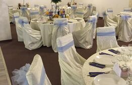 Afacere la cheie! 2 sali evenimente+ apartament 220mp, Siret