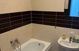 Apartament 2 camere, 52 mp, decomandat, etaj intermediar, zona Zamca