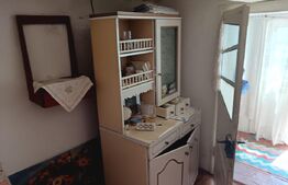 Casa cu 3 camere + 1800mp teren, Siret