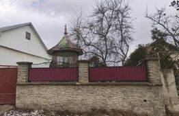 Casa cu 3 camere + 1800mp teren, Siret