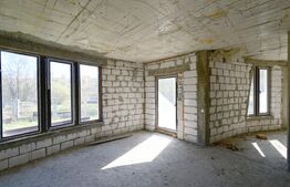 Casa la gri, 400 mp, Campulung Moldovenesc 