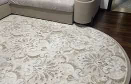 Apartament cu 3 camere, 67 mp, zona Ostra, Suceava