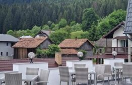 Vânzare pensiune, 12 camere, 620 mp, zona Gura Humorului-Voroneț