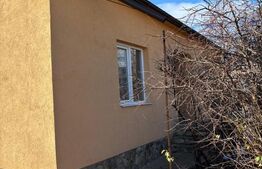 Casa batraneasca renovata complet, 3 camere, 87 mp, zona Lisaura