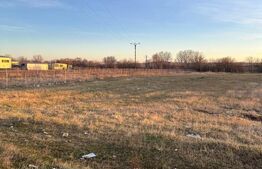 Teren intravilan, 4184 mp, front 27 ml, Radauti,  Calea Bucovinei