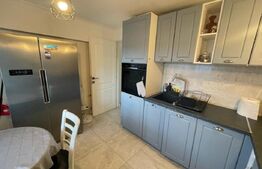 Apartament 3 camere, 72 mp, zona Siret