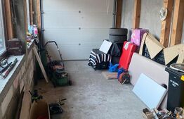 Casa de vanzare, cu 4  camere, 268 mp + teren 786 mp, zona-Moara