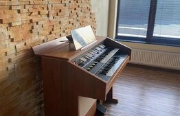 Casa de vanzare, cu 4  camere, 268 mp + teren 786 mp, zona-Moara