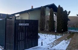 Casa de vanzare, cu 4  camere, 268 mp + teren 786 mp, zona-Moara