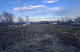 Teren intravilan, 1700 mp, deschidere la drum, Siret