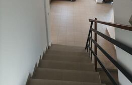 Casa 4 camere (spatiu comercial), 150mp, Radauti