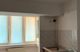Apartament  cu 2 camere, 59 mp utili, zona Centrala, Radauti